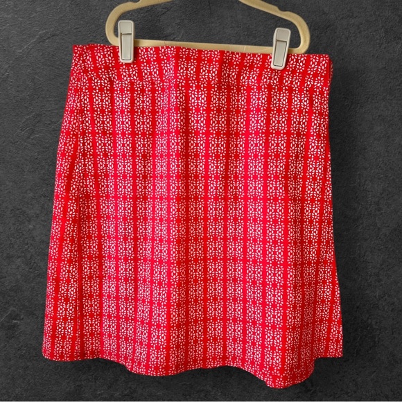 Ripskirt Hawaii Dresses & Skirts - RipSkirt Hawaii Sunflower Seed Red Patterned Wrap Velcro Mini Skirt Size S